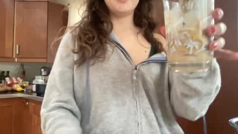 Belle  Email daddydaycarecb  online show from December 18, 4:46 pm