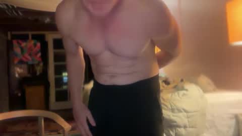dadslad36 online show from September 27, 4:32 am