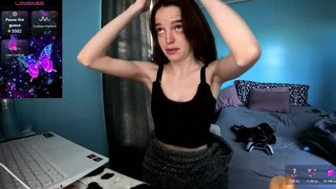 dadwouldbeproud1 online show from April 7, 1:35 pm