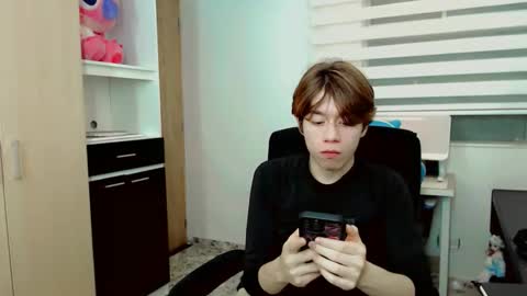 dae_lune online show from February 10, 6:16 am