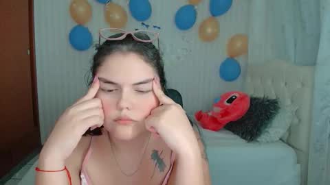 daeneryslove_doll online show from October 14, 9:23 am