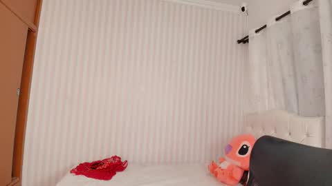 daeneryslove_doll online show from November 2, 6:02 am