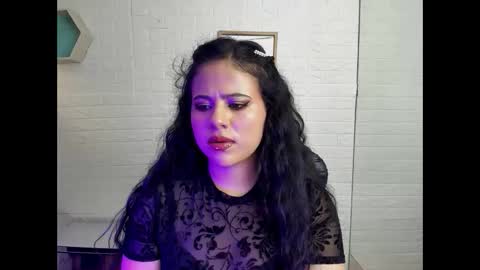 Dafne online show from September 19, 9:40 pm