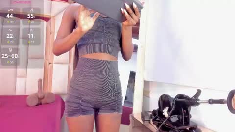 Dafnee online show from October 17, 12:42 pm