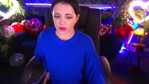 Snapshot of dafni_mon chatting on February 8, 7:04 am Dafni Mon online show from February 8, 7:04 am