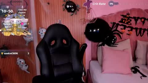 dafnne_miller online show from October 8, 5:46 am