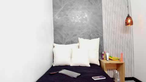  Dahiana   online show from February 27, 11:28 am