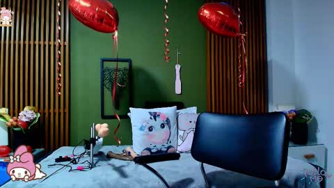  Dahiana  online show from February 12, 8:29 pm