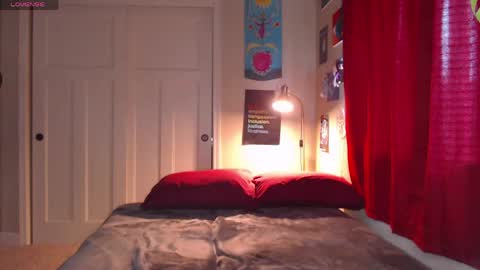 Dahlia online show from April 19, 9:06 pm