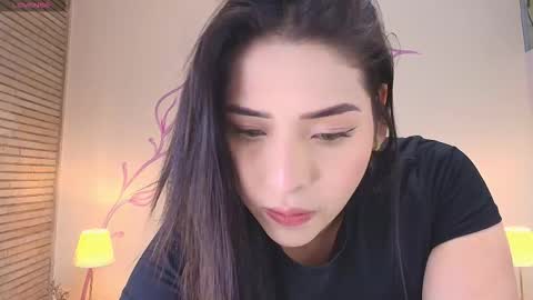 Dahlia online show from October 17, 9:52 pm