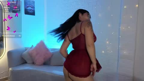 Nicole online show from May 7, 9:21 pm