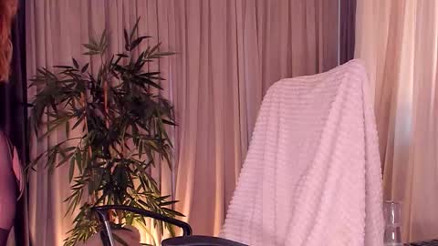 Deea  online show from September 24, 7:15 am