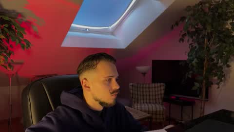 Daimon  online show from February 22, 2:20 pm