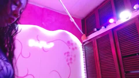 DAINA online show from October 5, 3:59 am