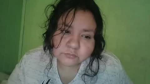 daisnconfusion_ online show from December 16, 9:20 pm