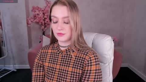 Viickie online show from March 26, 9:25 am