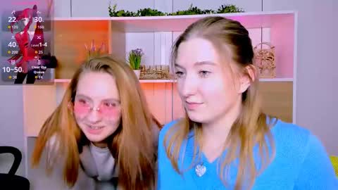 Little Di online show from November 8, 2:47 am