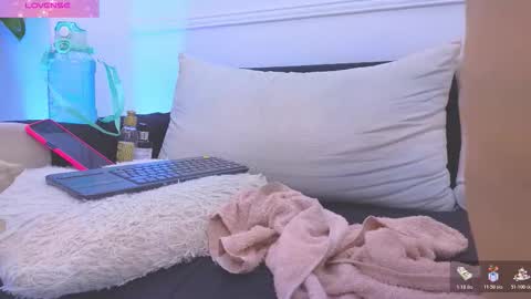 Daisy Price online show from February 26, 11:46 am