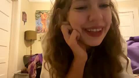 Snapshot of daisybaby699 chatting on February 13, 7:35 am DaisyB3 online show from February 13, 7:35 am