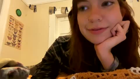 Snapshot of daisybaby699 chatting on September 14, 6:26 am DaisyB3 online show from September 14, 6:26 am