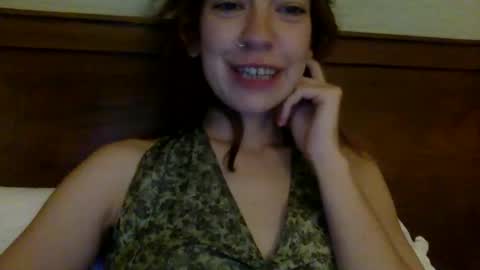 Snapshot of daisybaby699 chatting on October 13, 10:12 pm DaisyB3 online show from October 13, 10:12 pm