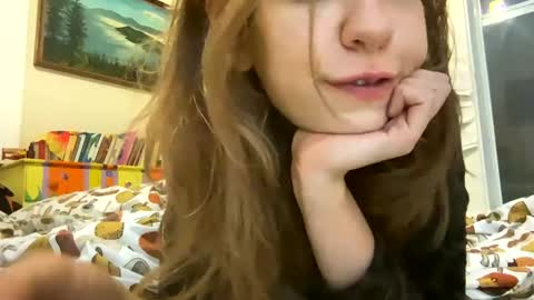 Snapshot of daisybaby699 chatting on March 1, 2:15 am DaisyB3 online show from March 1, 2:15 am