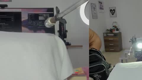 daki_ume_ online show from February 18, 2:22 am