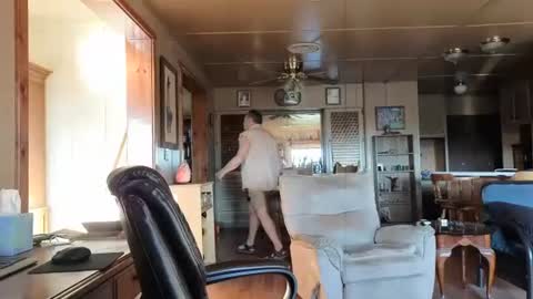 dakit online show from October 18, 3:16 pm