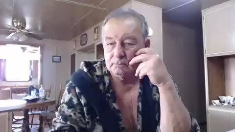 dakit online show from December 4, 3:59 pm