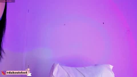 dakostelee1_ online show from October 18, 10:47 pm