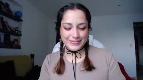 IG  dakotasofiaa online show from June 24, 11:01 pm