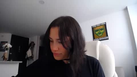 IG  dakotasofiaa online show from March 12, 2:45 pm