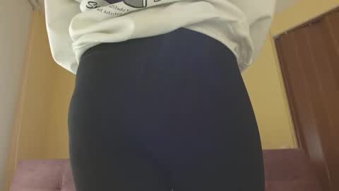 dakota guirl online show from February 20, 9:44 am