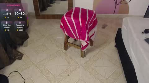    online show from October 1, 5:06 am