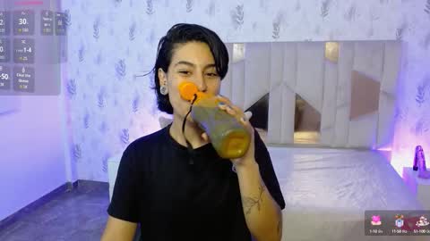 Dakota online show from September 28, 11:52 am