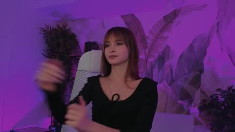 dakotaajohnnson online show from March 10, 3:41 pm