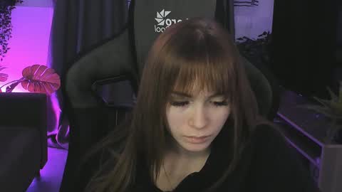 dakotaajohnnson online show from February 25, 8:53 pm