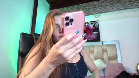 dakotarobbins_ online show from February 5, 10:55 pm