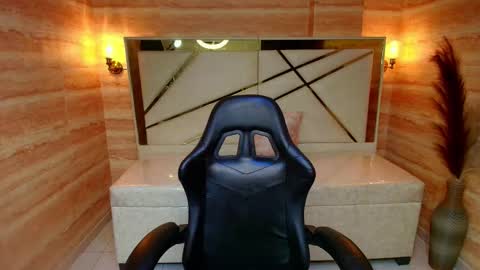 Dakotha  online show from November 12, 3:20 am