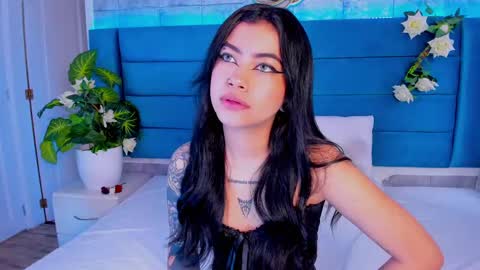Snapshot of dakottahill chatting on February 18, 2:16 pm online show from February 18, 2:16 pm