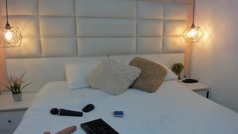 dali_collin online show from October 28, 1:01 pm