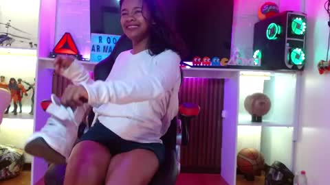 dalila online show from June 11, 7:23 pm