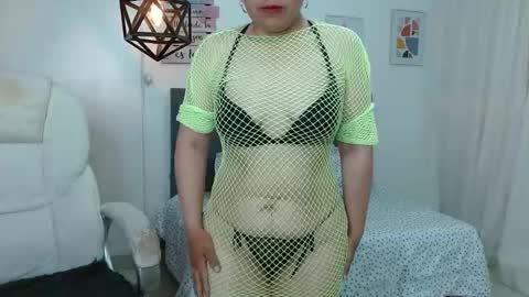 Dalila online show from October 16, 5:45 pm