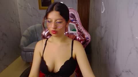 dalilah420_s online show from September 22, 8:35 pm