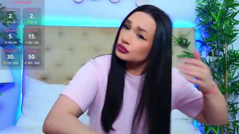 daliyaa_ online show from March 9, 1:05 pm