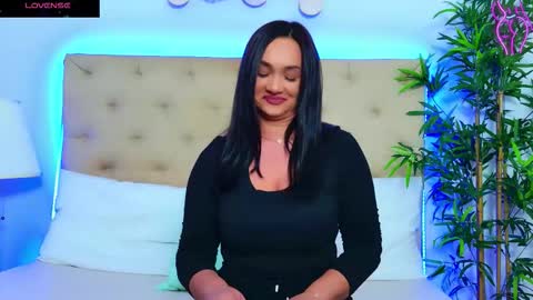 daliyaa_ online show from October 2, 12:04 pm