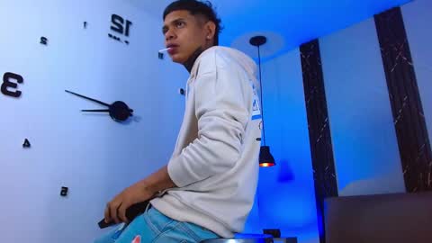 damar_felipe online show from November 6, 2:47 am