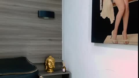Snapshot of damara_ochoa chatting on March 4, 6:04 am online show from March 4, 6:04 am