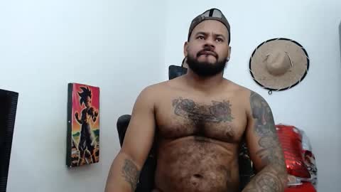 damian64436171 online show from April 14, 5:16 pm