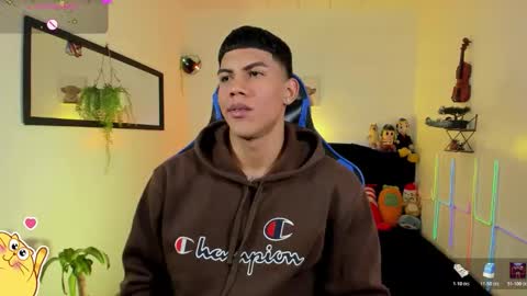 Damian online show from March 11, 3:09 am